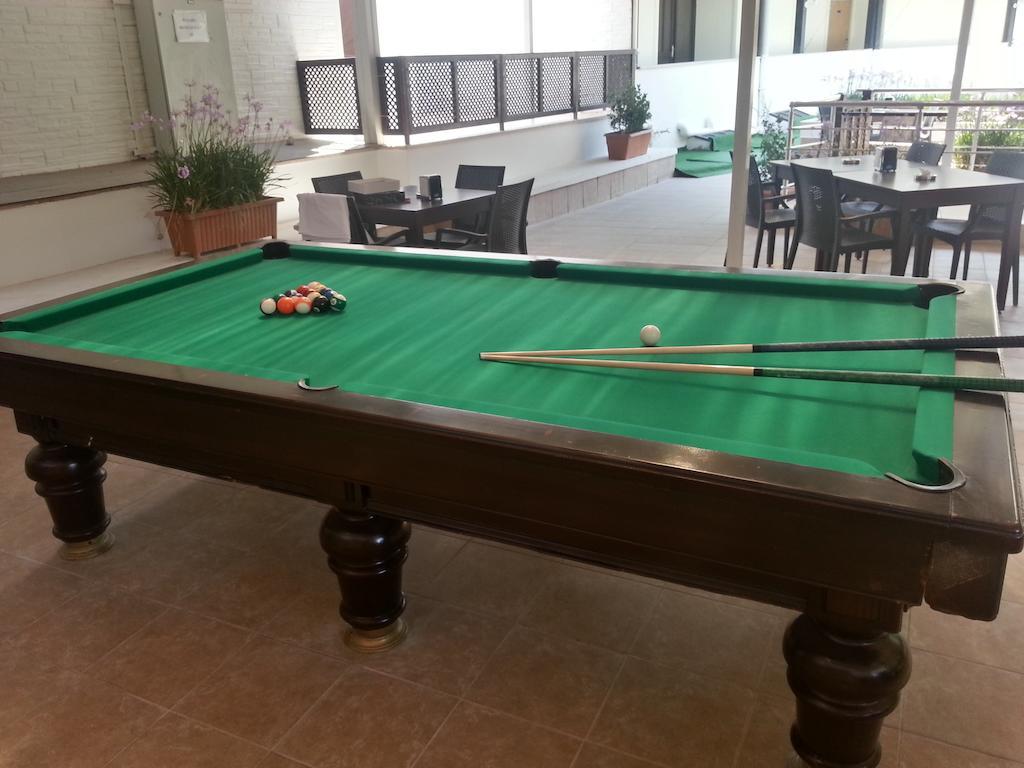Bitez Risa Hotel Bagian luar foto