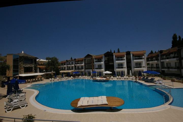 Bitez Risa Hotel Bagian luar foto
