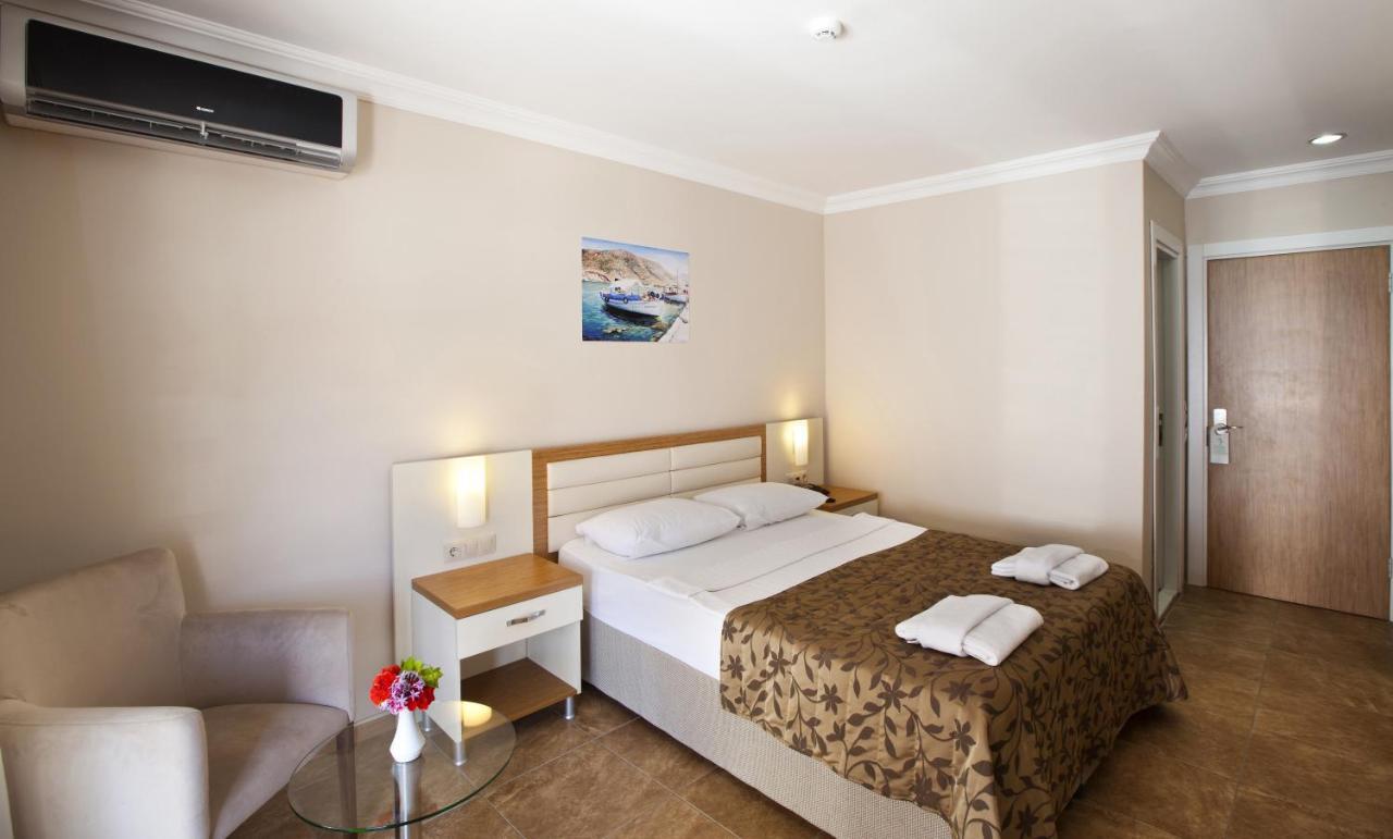 Bitez Risa Hotel Bagian luar foto